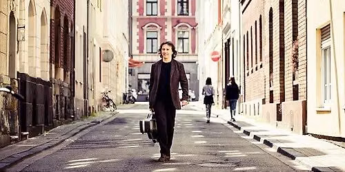 Musiksommer am WKW - Pippo Pollina & Palermo Acoustic Quintet in Concerto