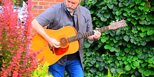 Live Music w\/ Russell Henderson