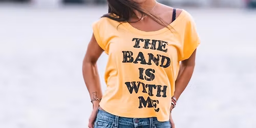 Kristen & the Noise on the Beach stage!