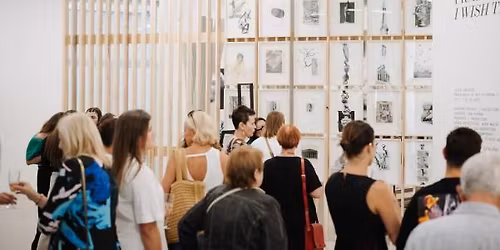 \ud83d\udd35\ud83d\udd35 Dernis\u00e1\u017e \/ Komentovan\u00e1 prohl\u00eddka: Lucia Tallov\u00e1