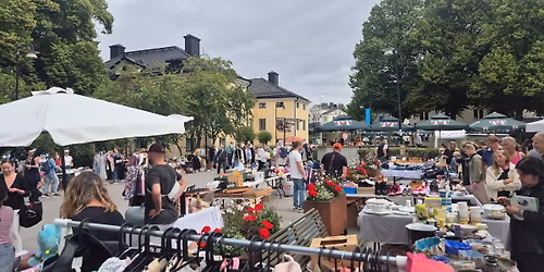 Loppis i Gustavsberg 23\/5 Hamnloppis