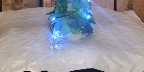 Grinch-y (or not) Seaglass Christmas Tree 12\/23 @6pm