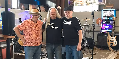 MarJo Delux at Ice House CB