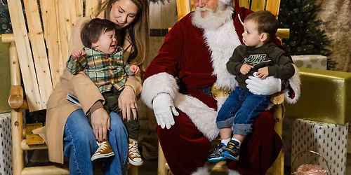 Pictures with Santa at Hirsch Feed and Farm Supply