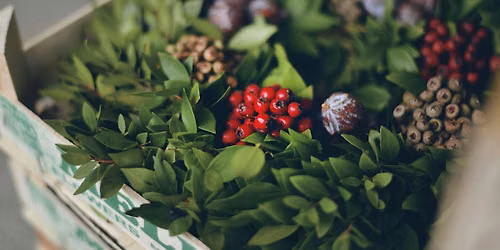 Abbotts Hall Wreath Making