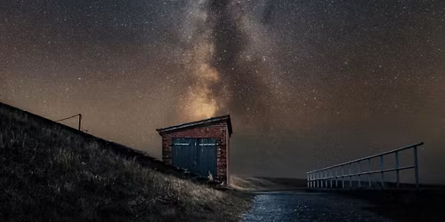 Dark Sky on Mand\u00f8