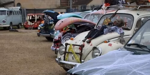 Halloween Party - Exposition de v\u00e9hicules anciens