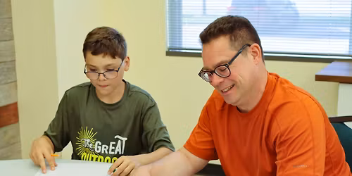 La Hora de Cuentos en el Museo \/ Storytime at the Museum