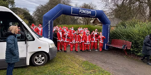 Hull Santa Run\/Walk 2025