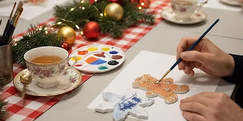 Porcelain Painting: Festive Ornaments