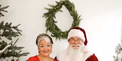 Visit Santa at Warren Family Garden Center!