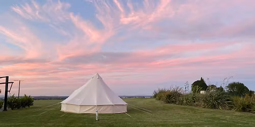 One Love    \ud83c\uddef\ud83c\uddf2 \u2764\ufe0f Mind Body Spirit Market\ud83c\uddef\ud83c\uddf2 