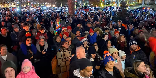 Tree lighting on the Green 