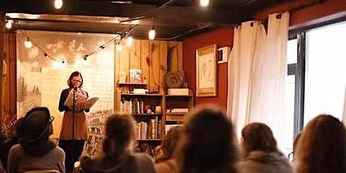 Poetry Night at Caf\u00e9 92 degr\u00e9s