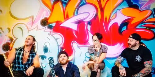 Sweet Leaf rocks Torrence and Knox for their Fall Festival!