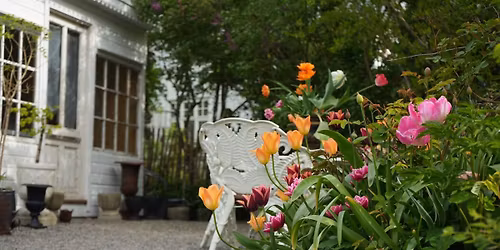 Plantesalg og \u00e5pen hage p\u00e5 Syverud Gaard