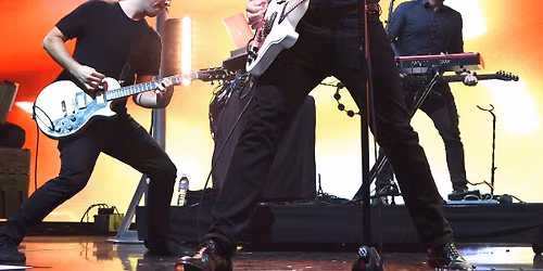 Jimmy Eat World with Motion City Soundtrack and Illuminati Hotties