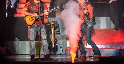 America's Top Country Hits at Americana Theatre