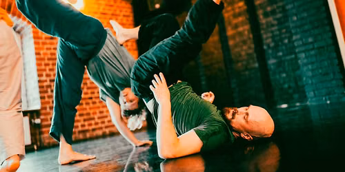 Contact improvisation fundamentals - workshop series