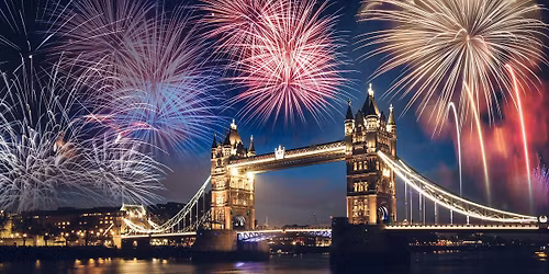 Fireworks on the Thames 2026\/2027 - The ultimate New Years Eve Boat party