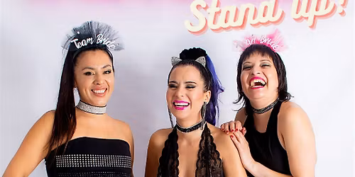 INDIGNAS en PLAZA SERRANO