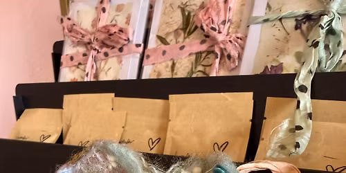 Felt-A-Flower: a hands on class with Moxie Fiber