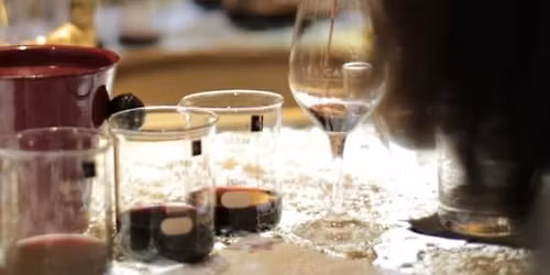 Atelier "cr\u00e9er son propre vin"