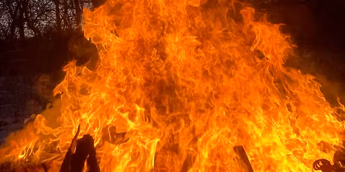 Den Mogna Kvinnans Eld - med Kvinnligt Sinnligt p\u00e5 \u00d6sterlen