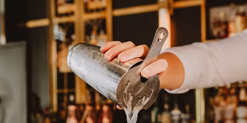 Holiday Cocktail Class