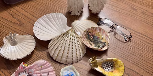 Girls night out! Shell trinket class.