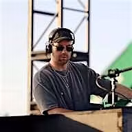 Chris Lorenz0 at 45 East