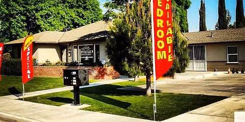 Open house for rent. 6901 Caswell avenue. Bakersfield. 93309