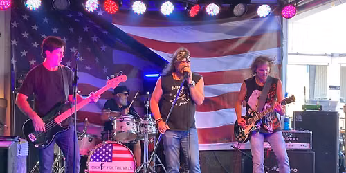 Crooked Jack Rocks The Backyard Grill!!!