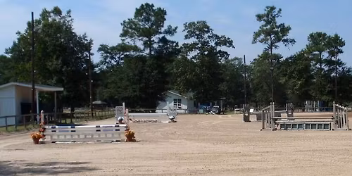 Wonderland Farm start of summer horse show