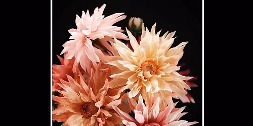 Paper Flowers Floristry Workshop - Dahlia