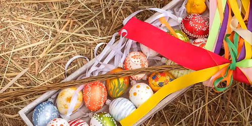 Sklen\u011bn\u00e9 Velikonoce se Santinim