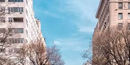 Upper East Side Mystery Picnic: Self-Guided Foodie Adventure