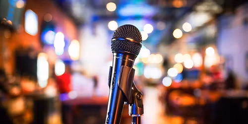 Karaoke Night at the Lit Arcade Bar 