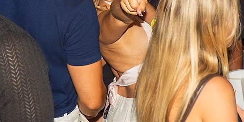Nice Orange Bar Crawl \u2013 Party Bars, Music, Nightlife & Club Experience