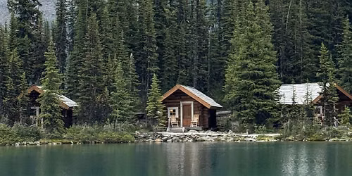 At Nature\u2019s Shrine: Buildings and Landscapes of Southern Alberta