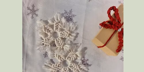 Macrame Christmas decorations 
