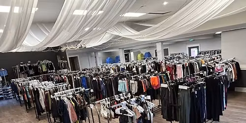 Lululemon Aritzia & outerwear SUMMER sale @ red barn