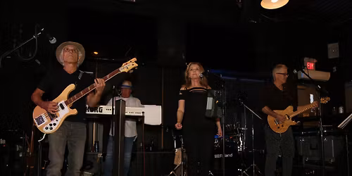 The Nineteenth Bar and grill @ Huron Oaks 