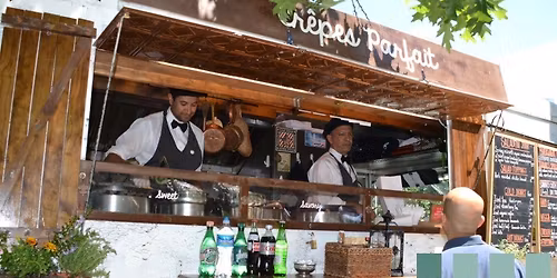 Cr\u00eapes Parfait @ North Hills