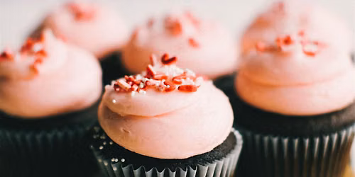 "Santa Baby" Cupcakes: chocolate cake + peppermint buttercream