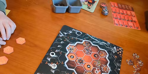 Zagrajmy w plansz\u00f3wki! Otwarte spotkanie dla mi\u0142o\u015bnik\u00f3w gier w Barlinku.