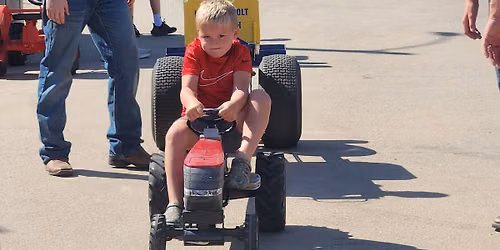 Kids Pedal Pull