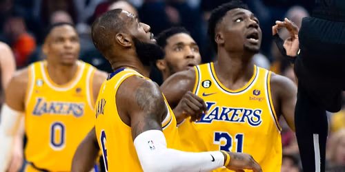 Philadelphia 76ers vs. Los Angeles Lakers