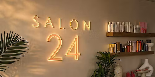 Salon 24 Love Island Watch Party