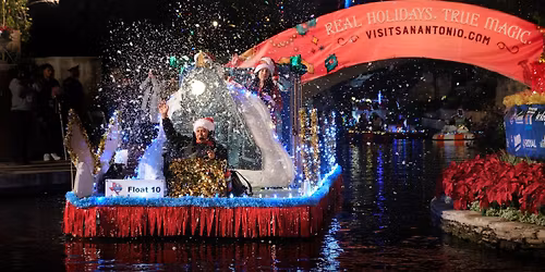 Ford Holiday River Parade \ud83c\udf84